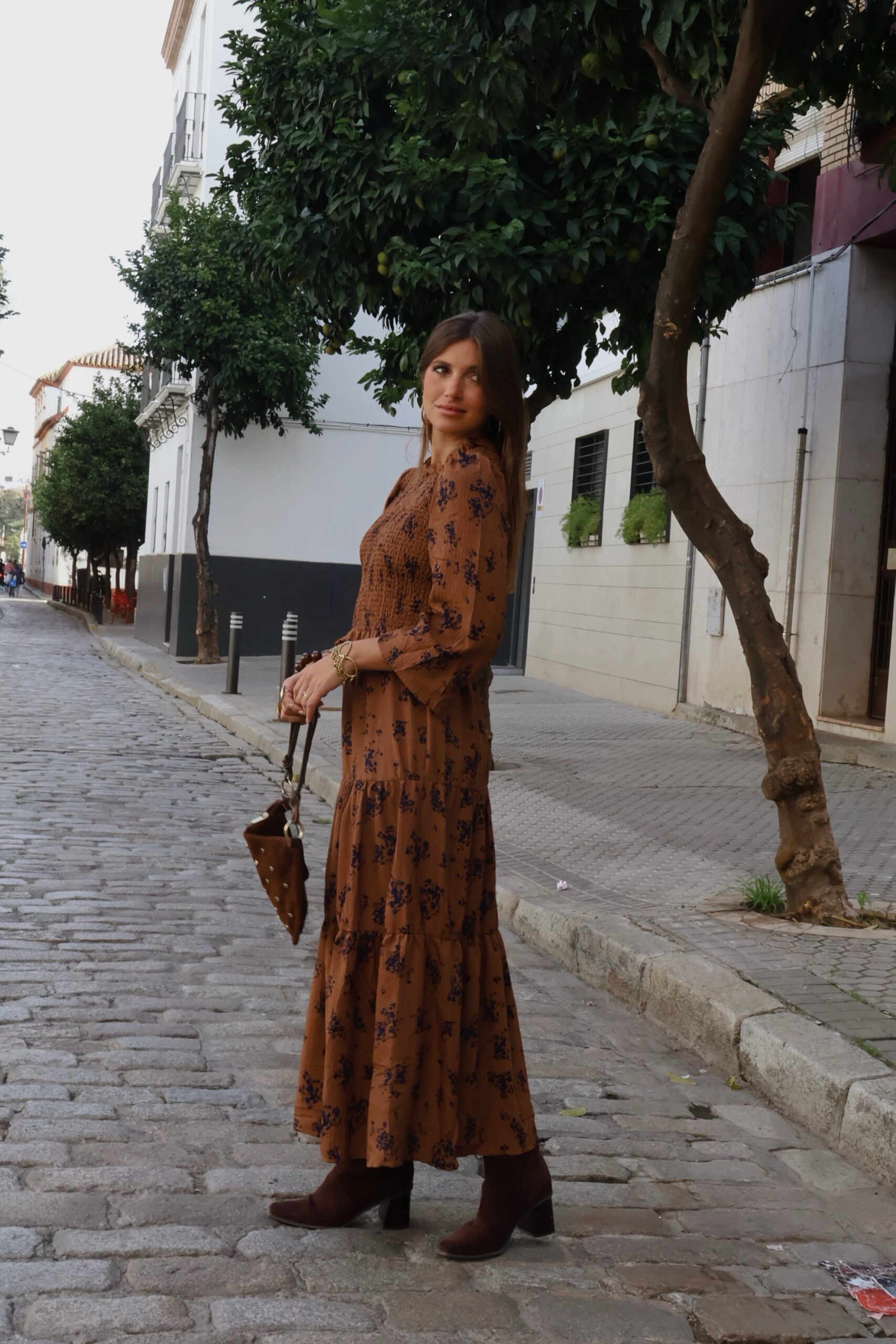 a6e8d00a-49b6-4b0f-96a5-cba5850f4325