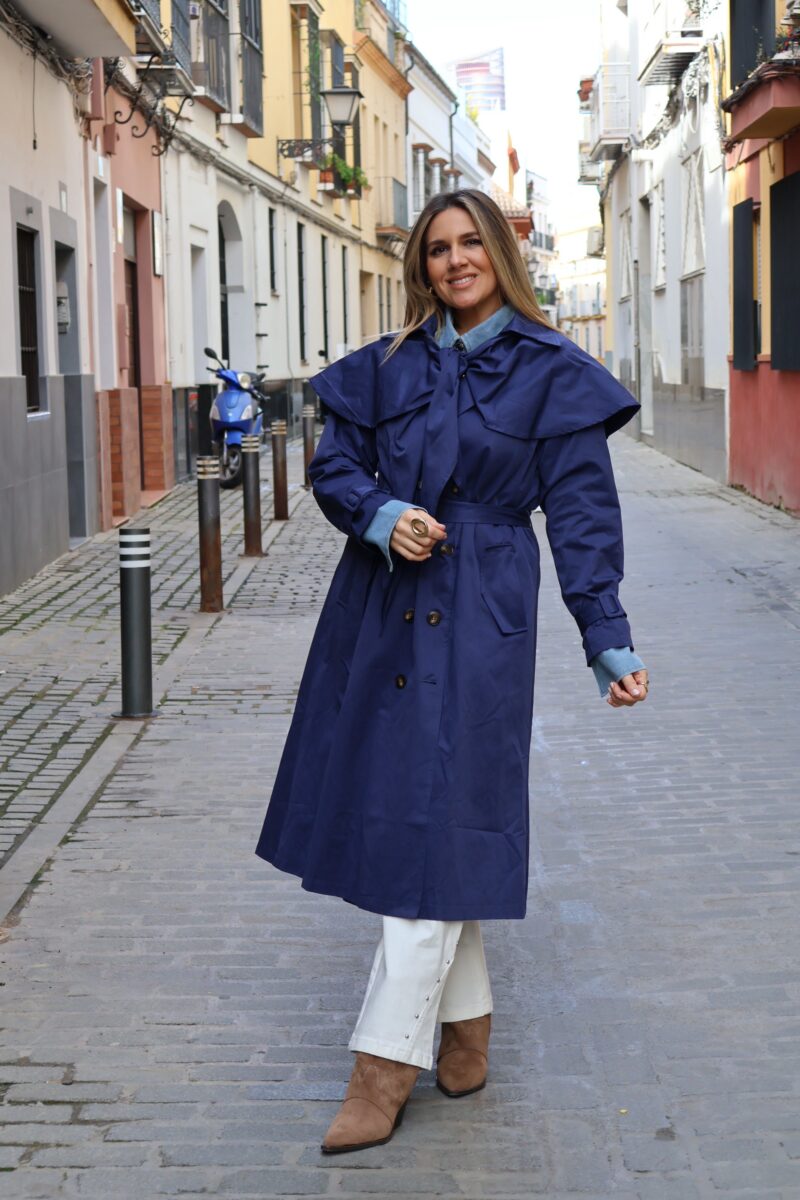GABARDINA AZUL