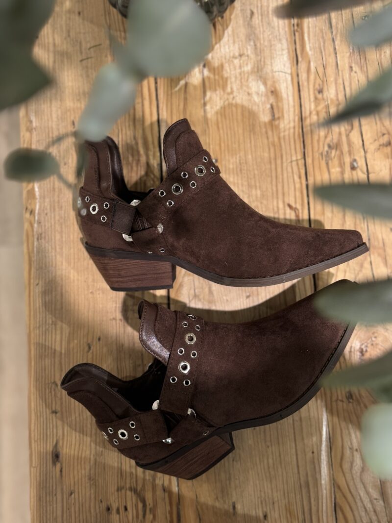 BOTÍN HEBILLA MARRÓN