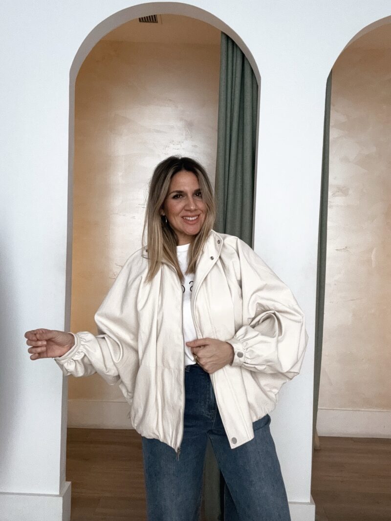 CAZADORA CREMA POLIPIEL