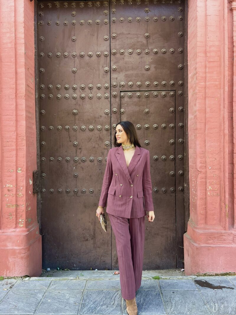 PANTALÓN TRAJE BERENJENA